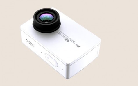 Экшн-камера Xiaomi YI 4K Pearl White Travel International Edition+ Remote control button